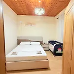 Holiday home La Piscina