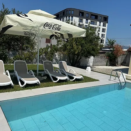 La Piscina * Shkoder